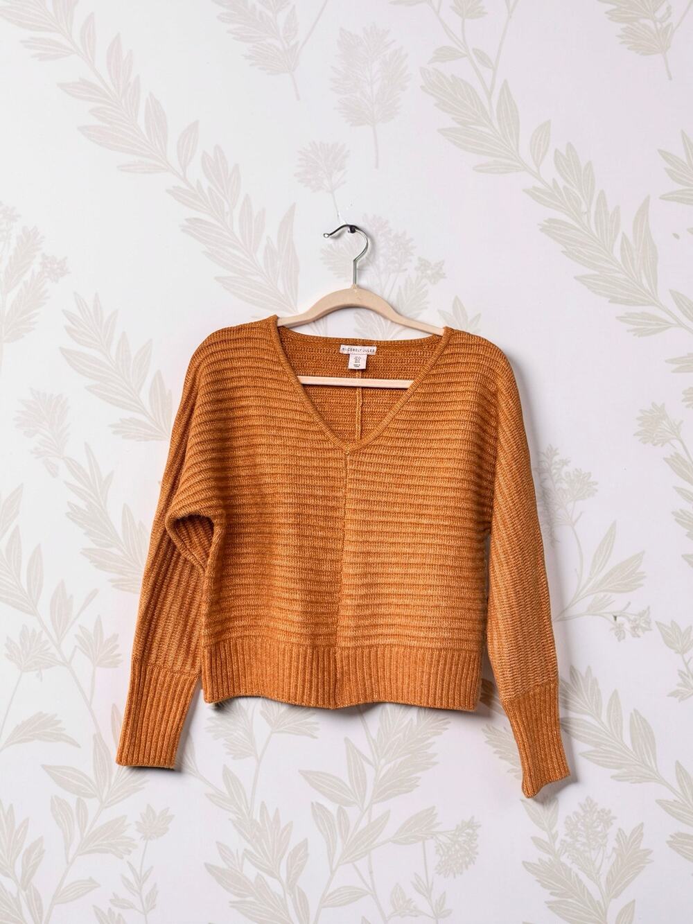 Sincerely Jules Sweater Womens Small NWT Rust Orange V Neck Ribbed Knit Pullover